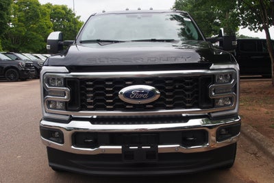2026 Ford Super Duty F-350 DRW LARIAT