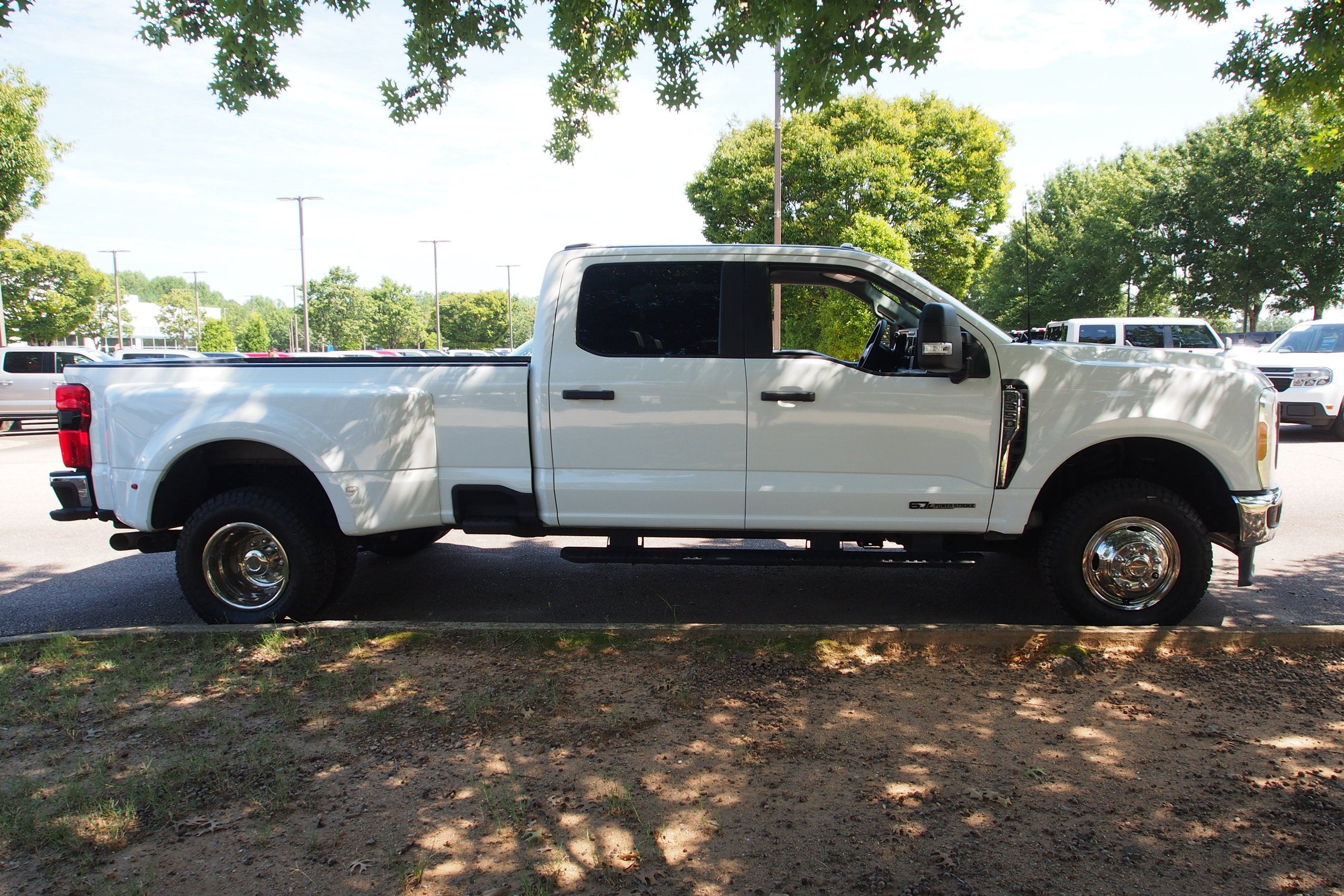 2023 Ford Super Duty F-350 DRW XL