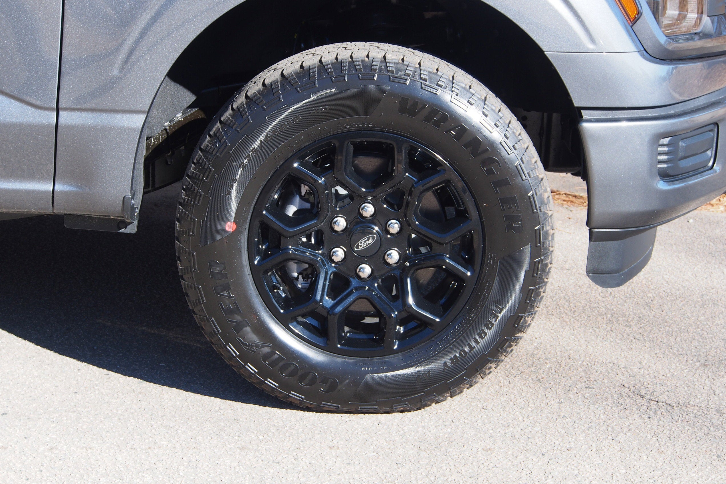 2026 Ford F-150 STX - Crossroads Courtesy Demo