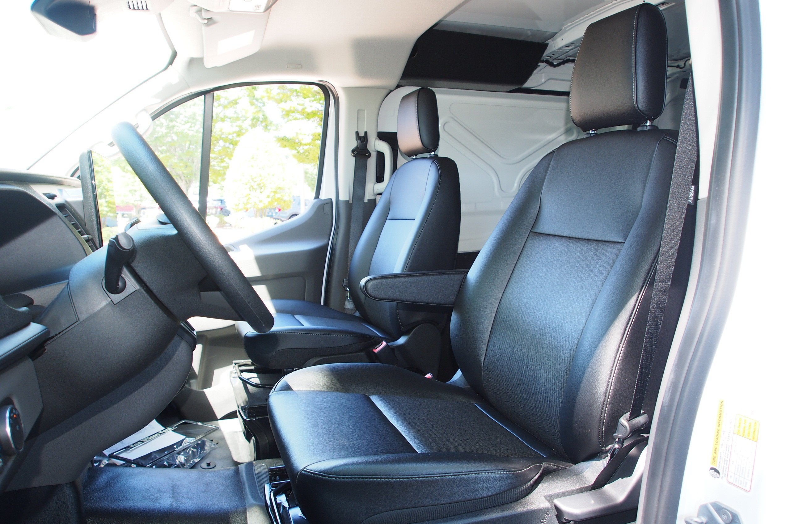 2026 Ford Transit Cargo Van Base