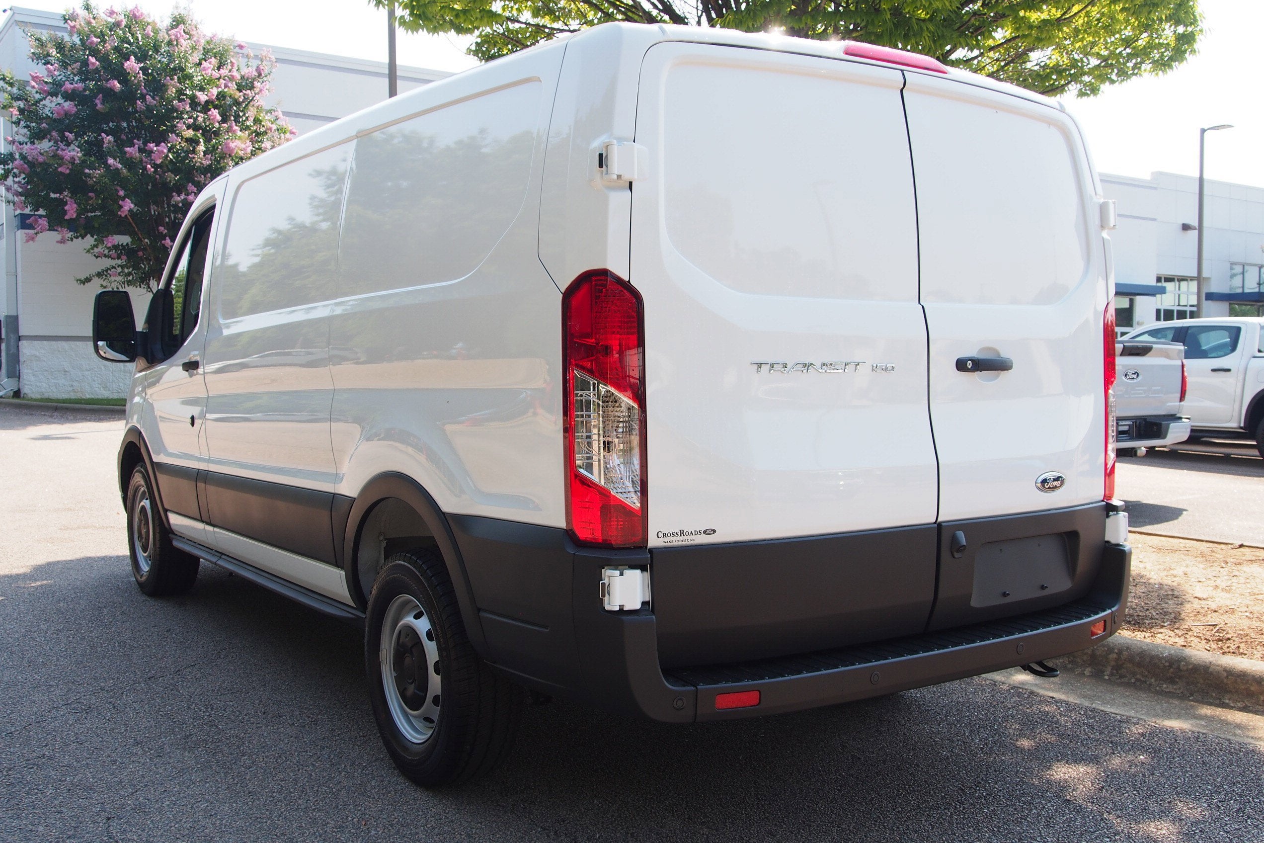 2025 Ford Transit Cargo Van Base