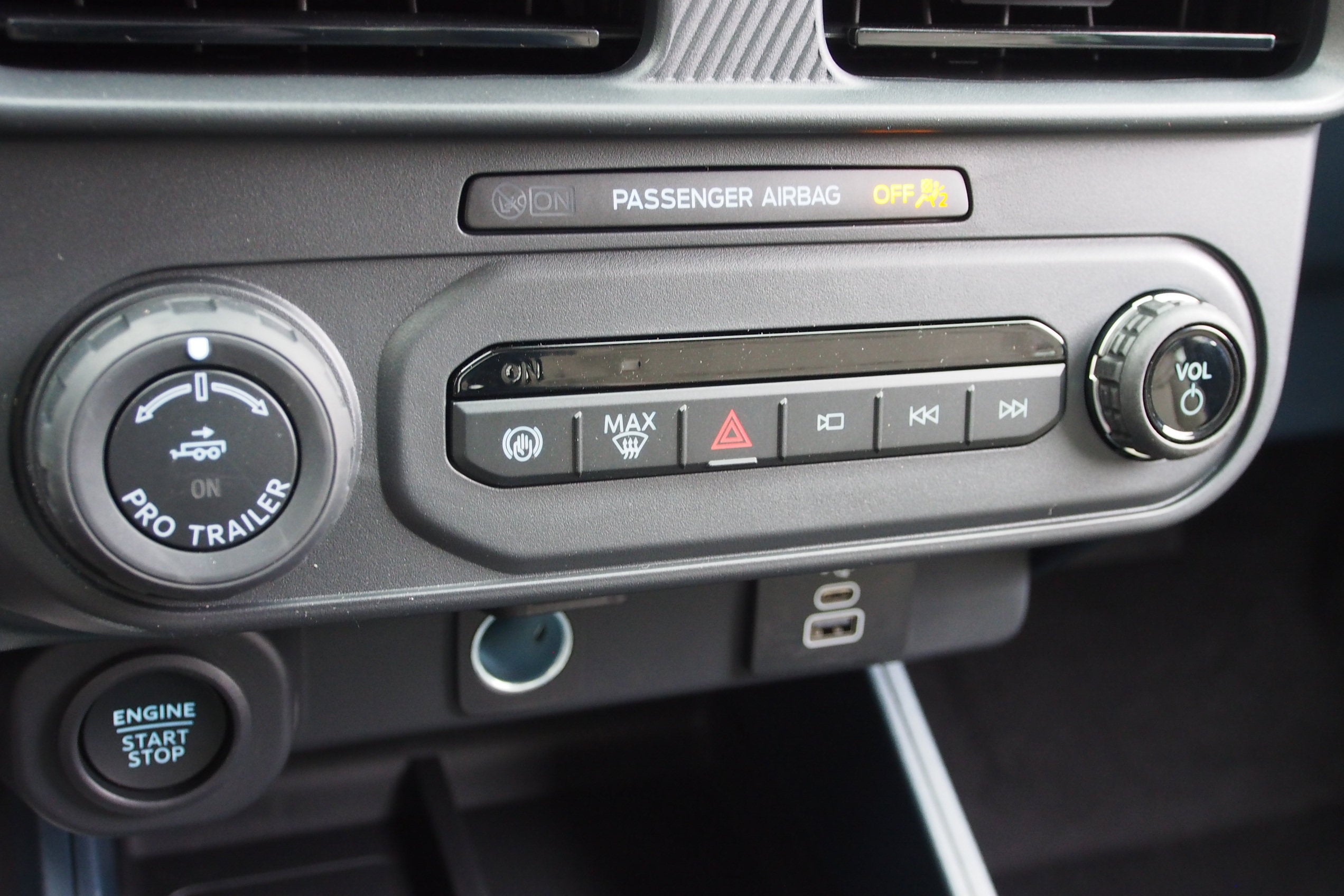 2026 Ford Maverick LARIAT - Crossroads Courtesy Demo