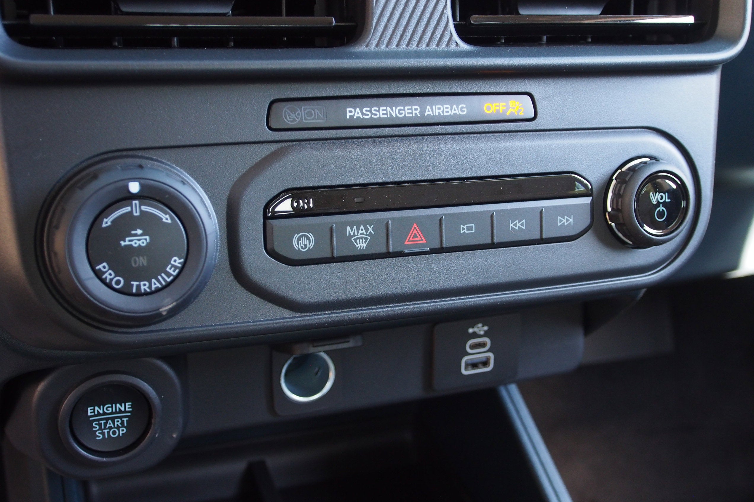 2026 Ford Maverick LARIAT - Crossroads Courtesy Demo