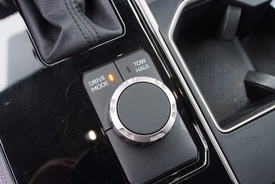 2024 Toyota Tundra 2WD SR5