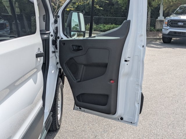 2025 Ford Transit Passenger Wagon XL