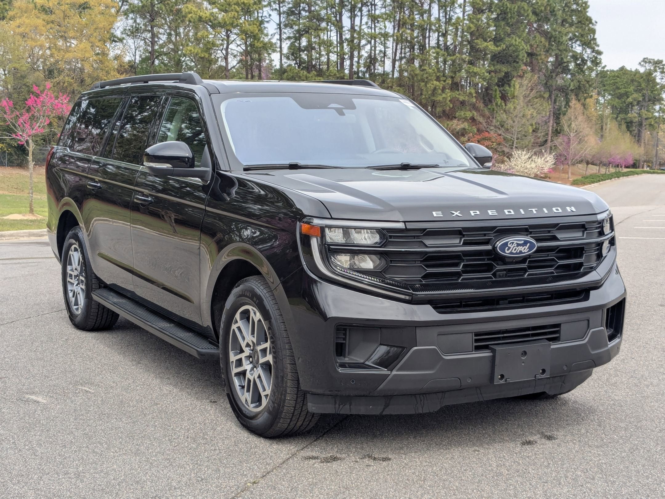 2025 Ford Expedition Max Active