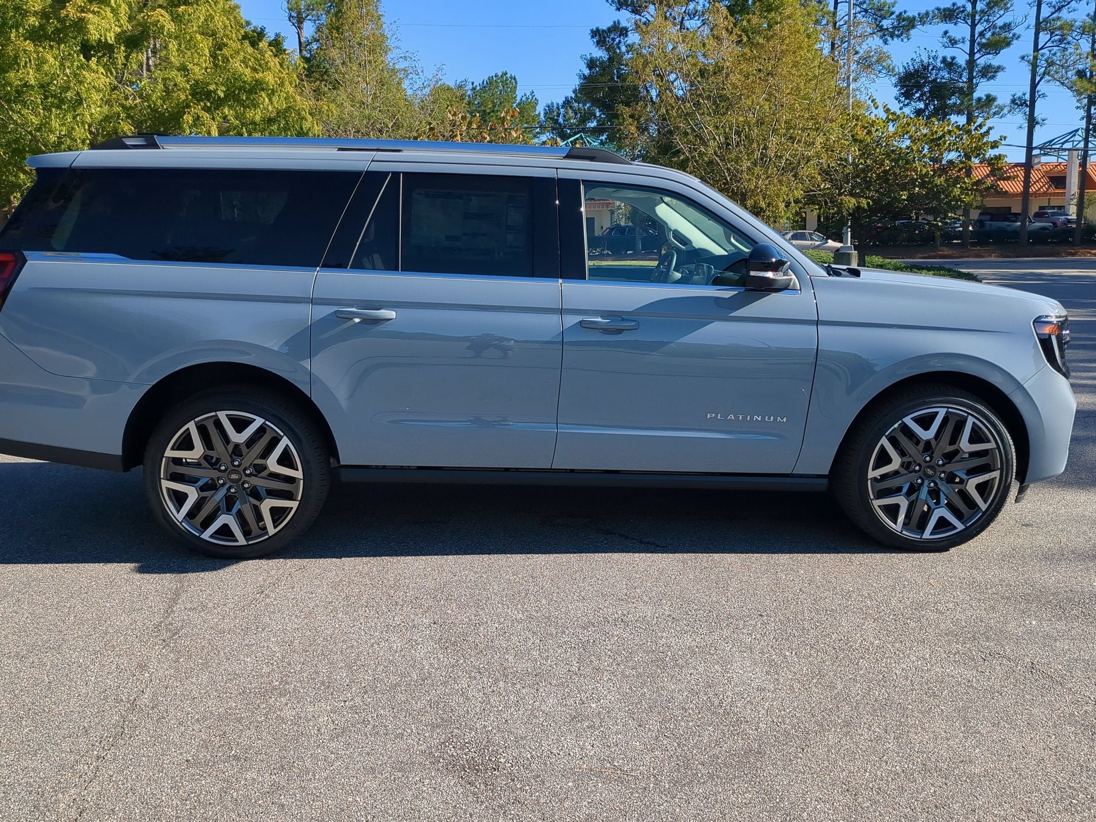 2027 Ford Expedition Max Platinum