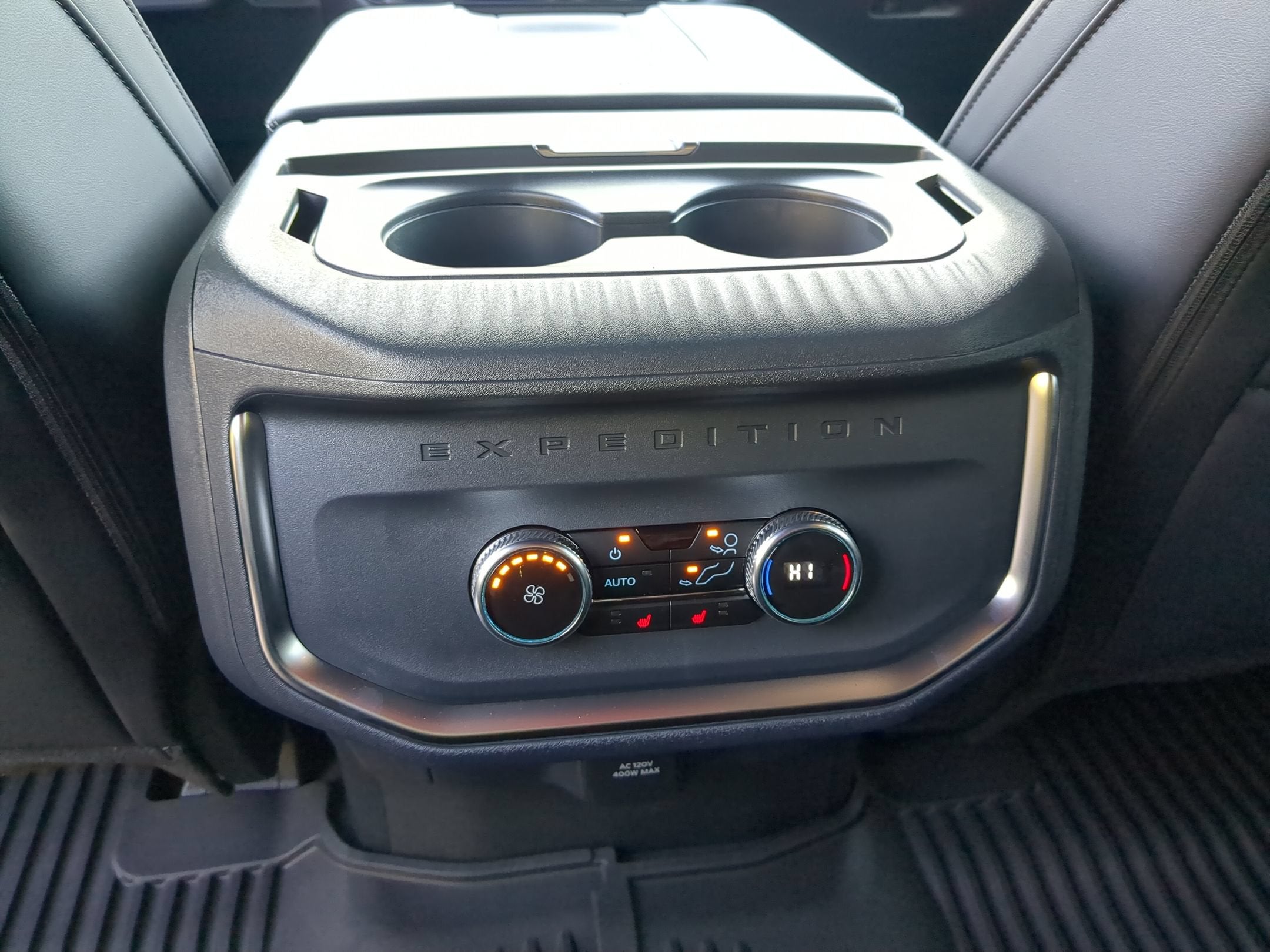 2027 Ford Expedition Platinum