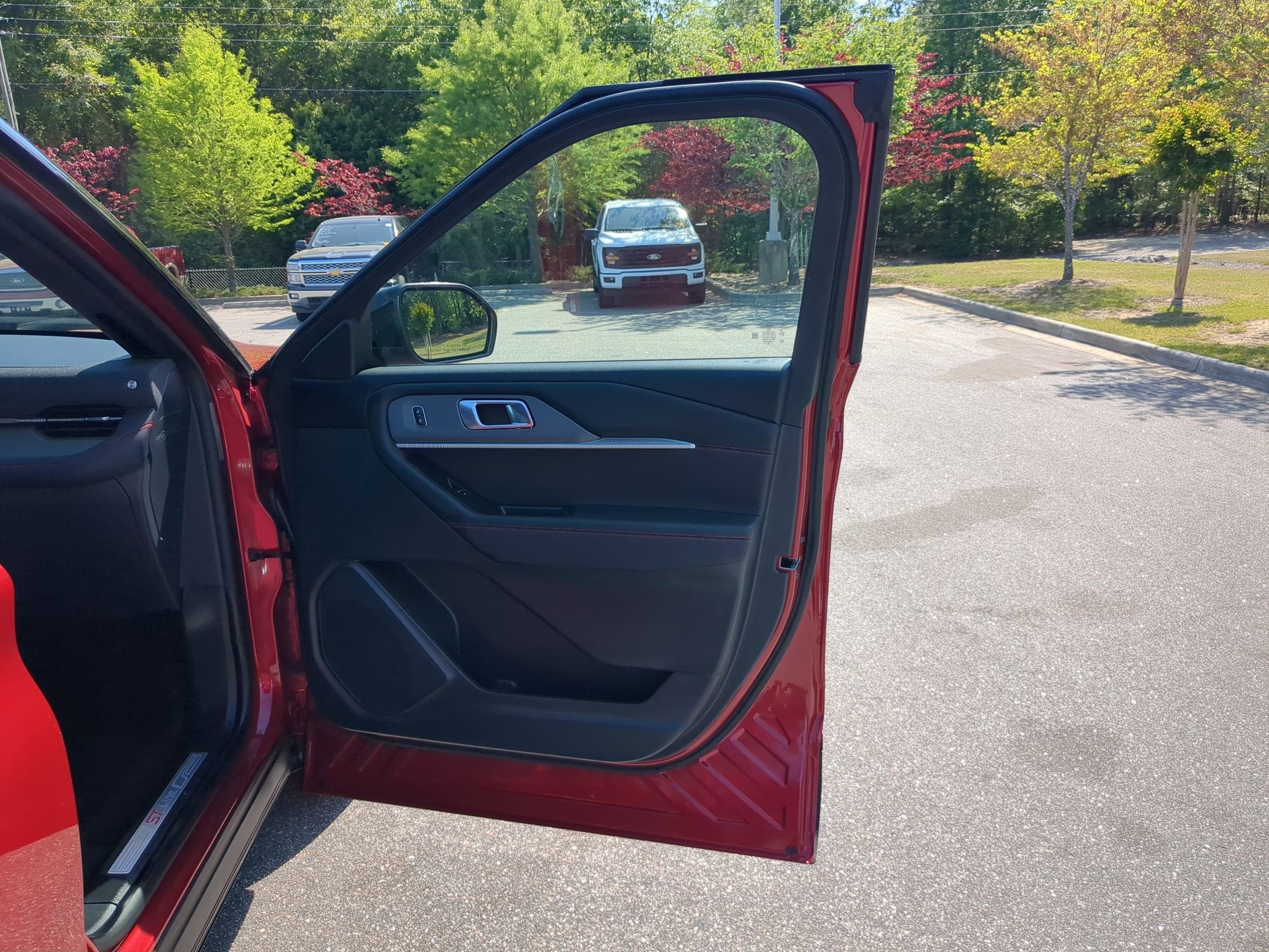 2026 Ford Explorer ST-Line - Crossroads Courtesy Demo