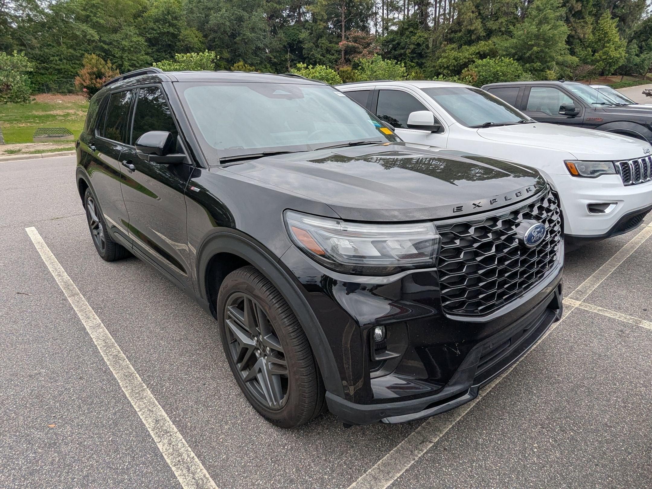 2025 Ford Explorer ST-Line