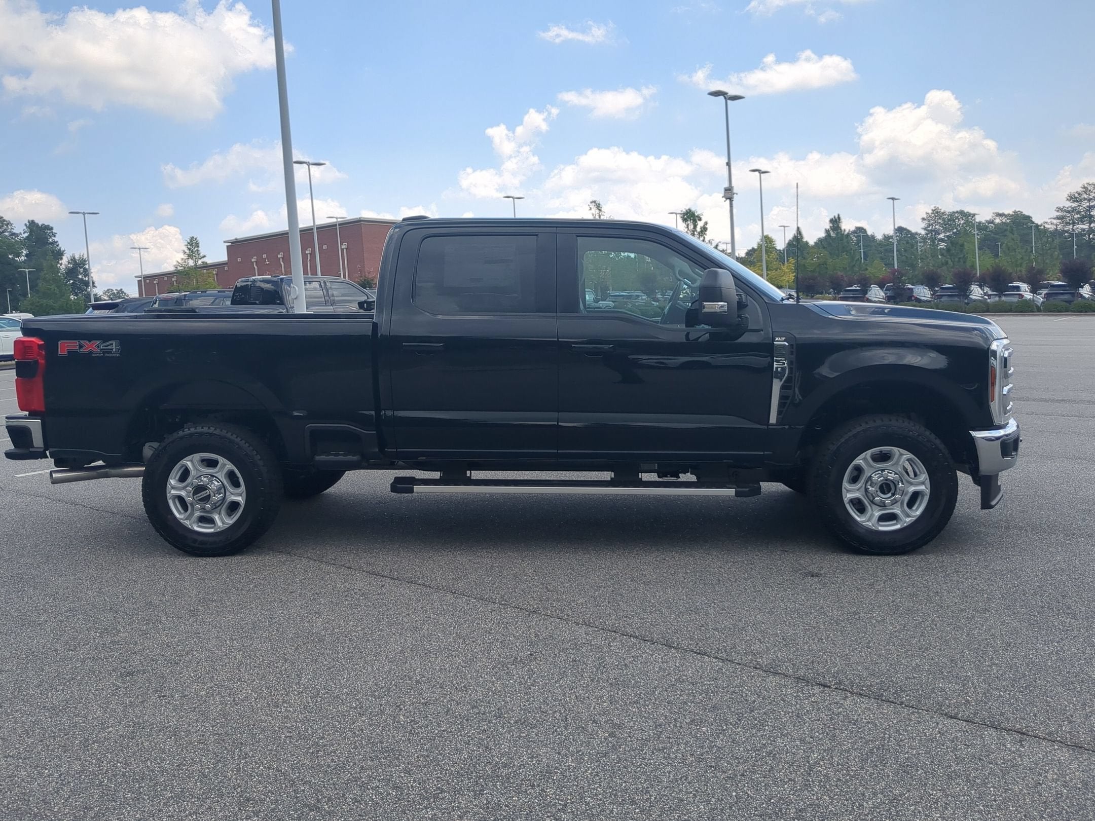 2026 Ford Super Duty F-250 SRW XLT