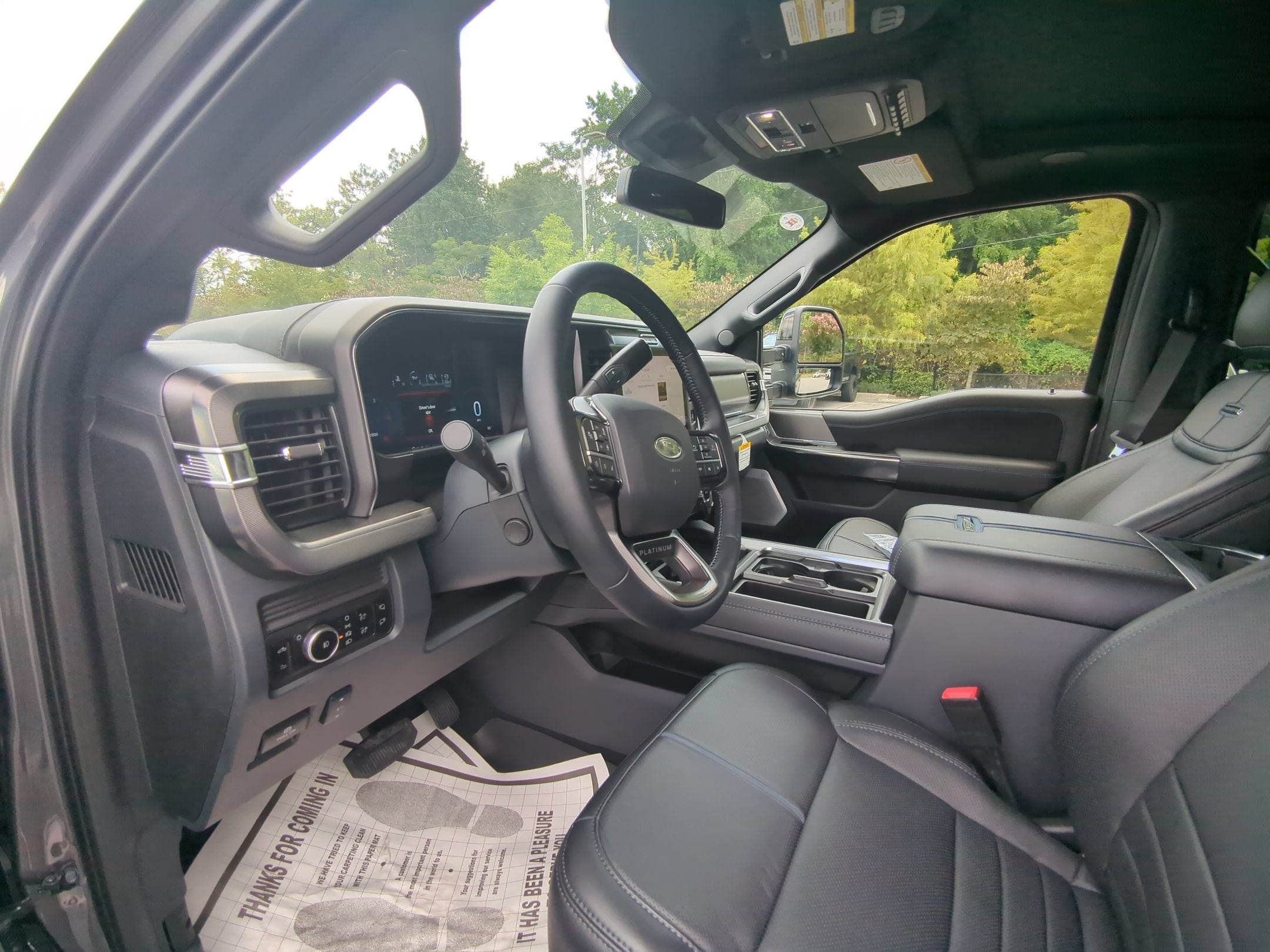 2026 Ford Super Duty F-350 SRW Platinum