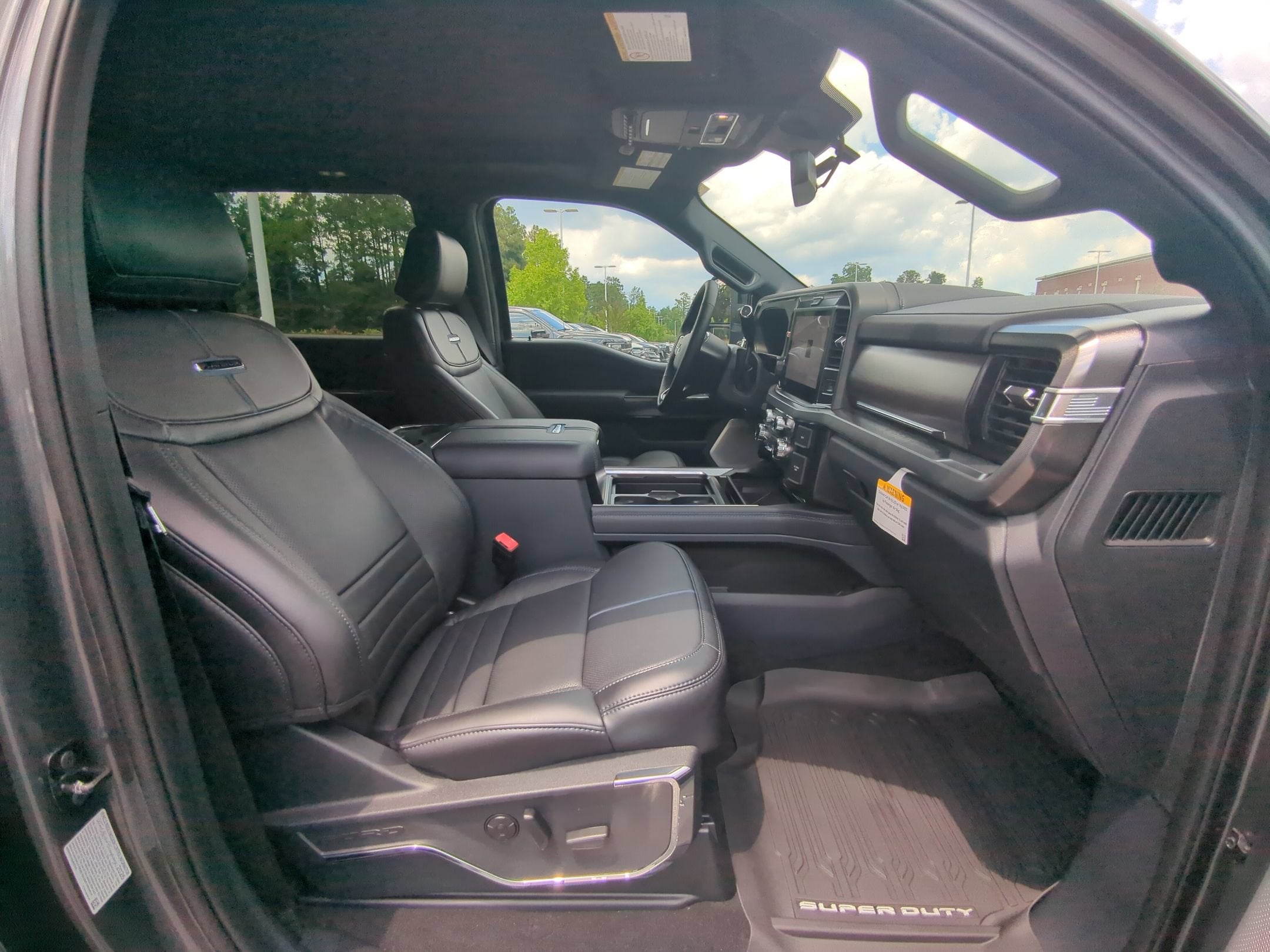 2026 Ford Super Duty F-350 SRW Platinum