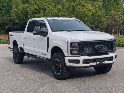 2026 Ford Super Duty F-350 SRW LARIAT