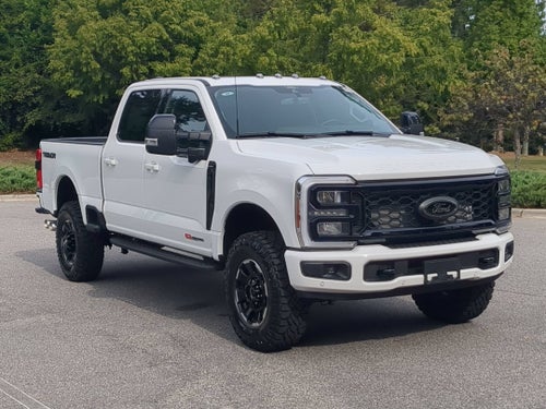 2026 Ford Super Duty F-350 SRW LARIAT
