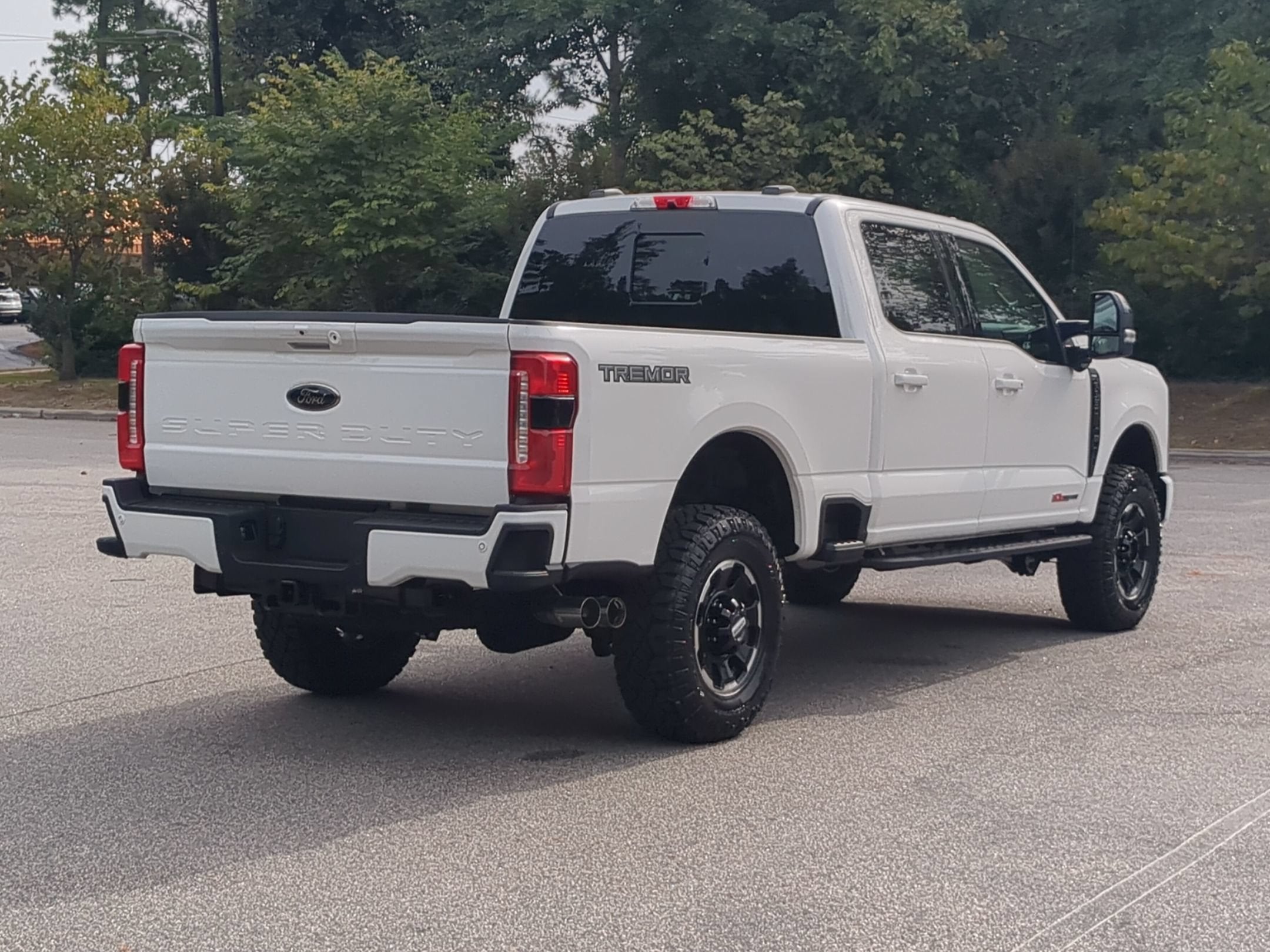 2026 Ford Super Duty F-350 SRW LARIAT