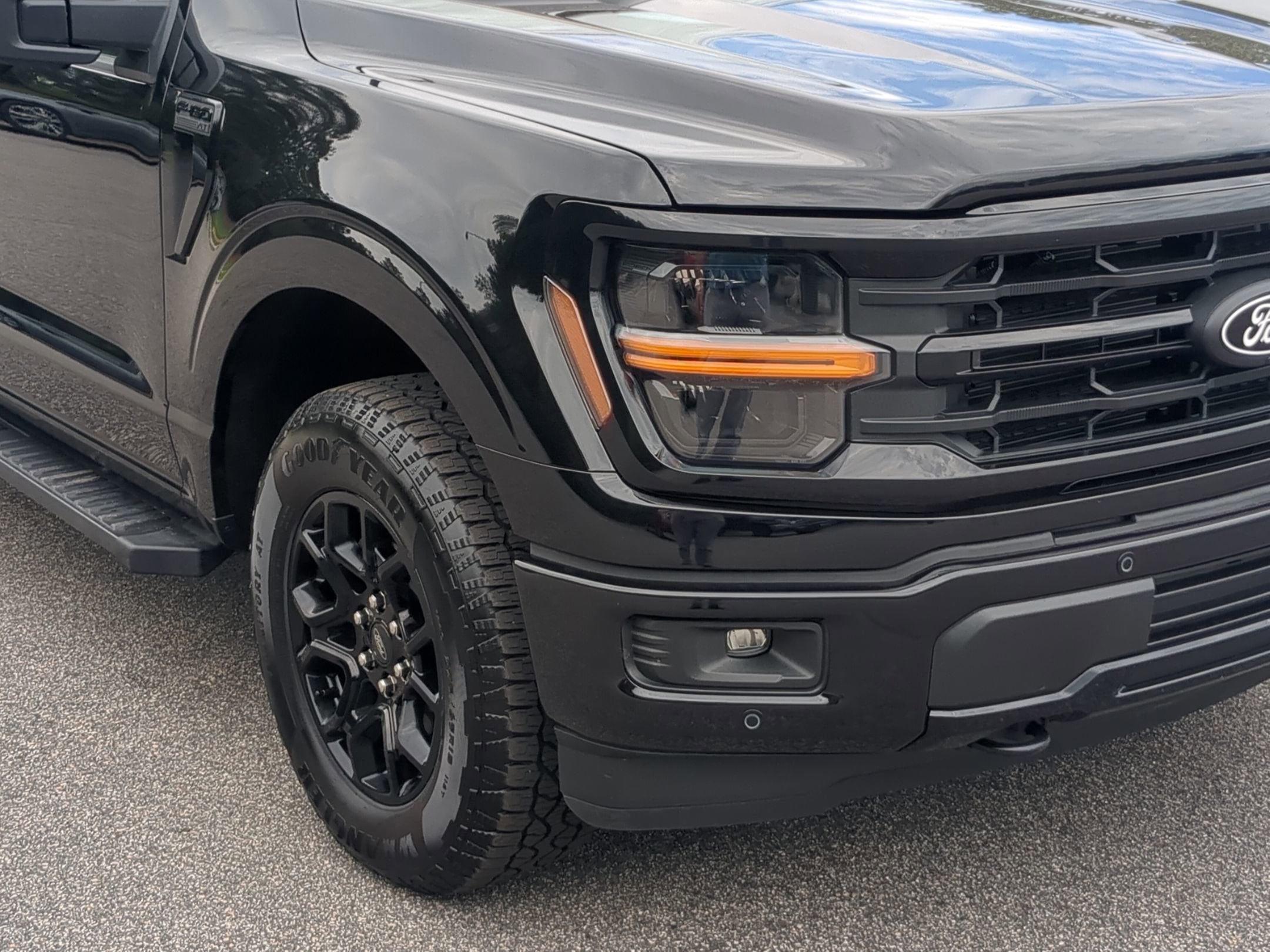 2026 Ford F-150 XLT - Crossroads Courtesy Demo