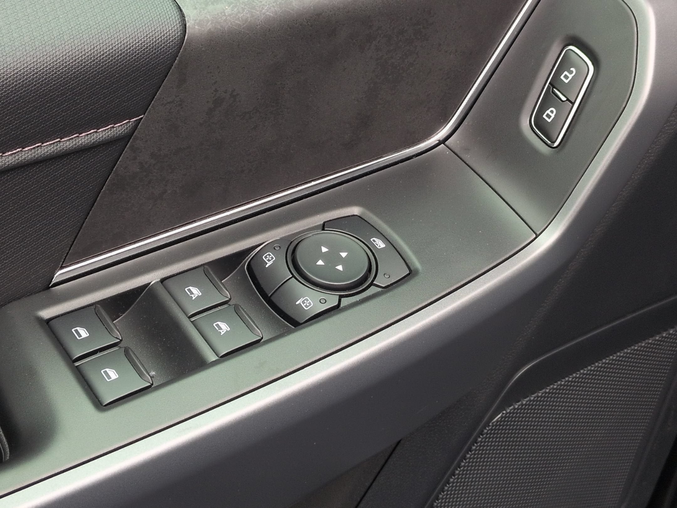 2026 Ford F-150 XLT - Photo 14