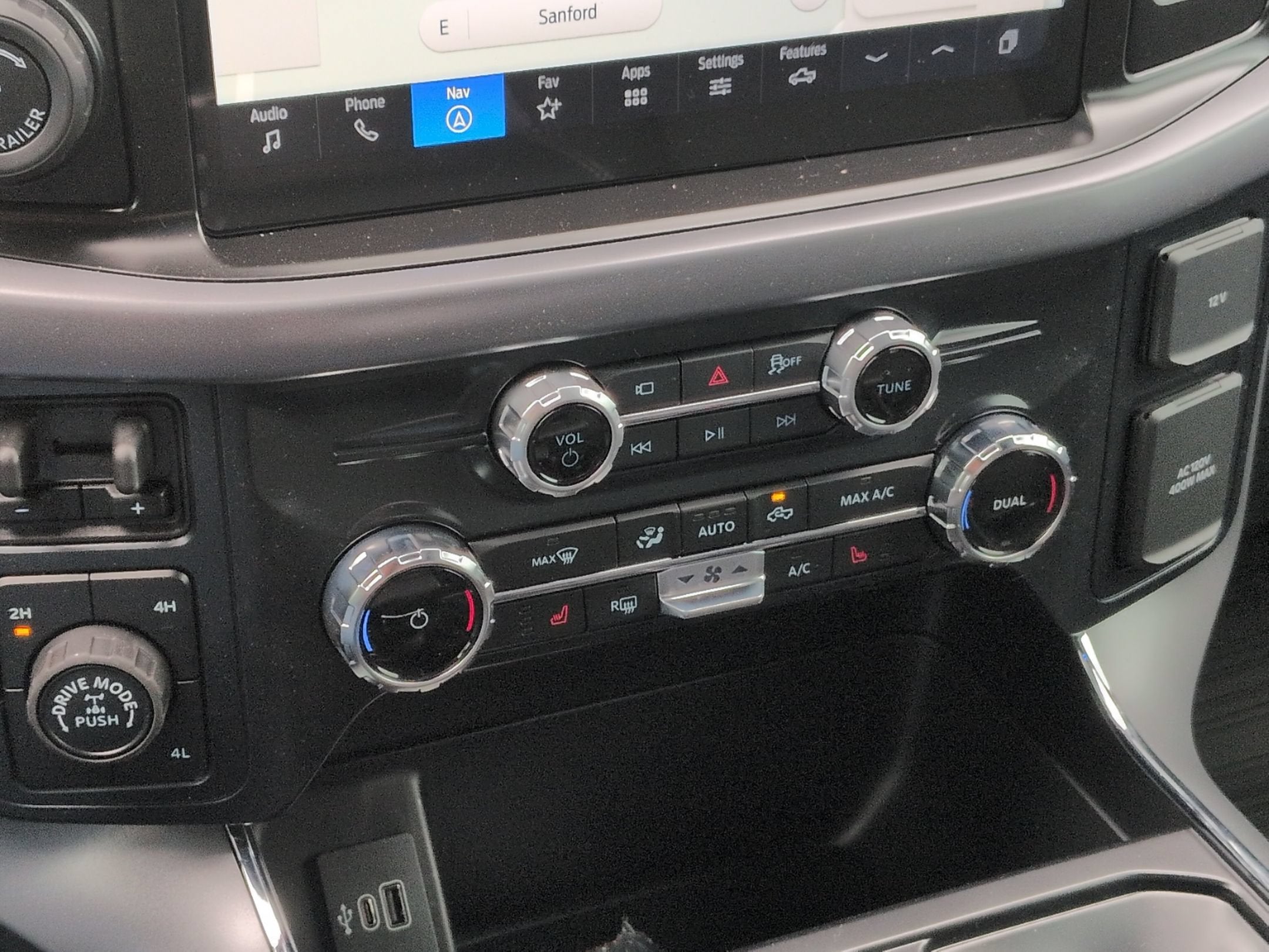 2026 Ford F-150 XLT - Photo 26