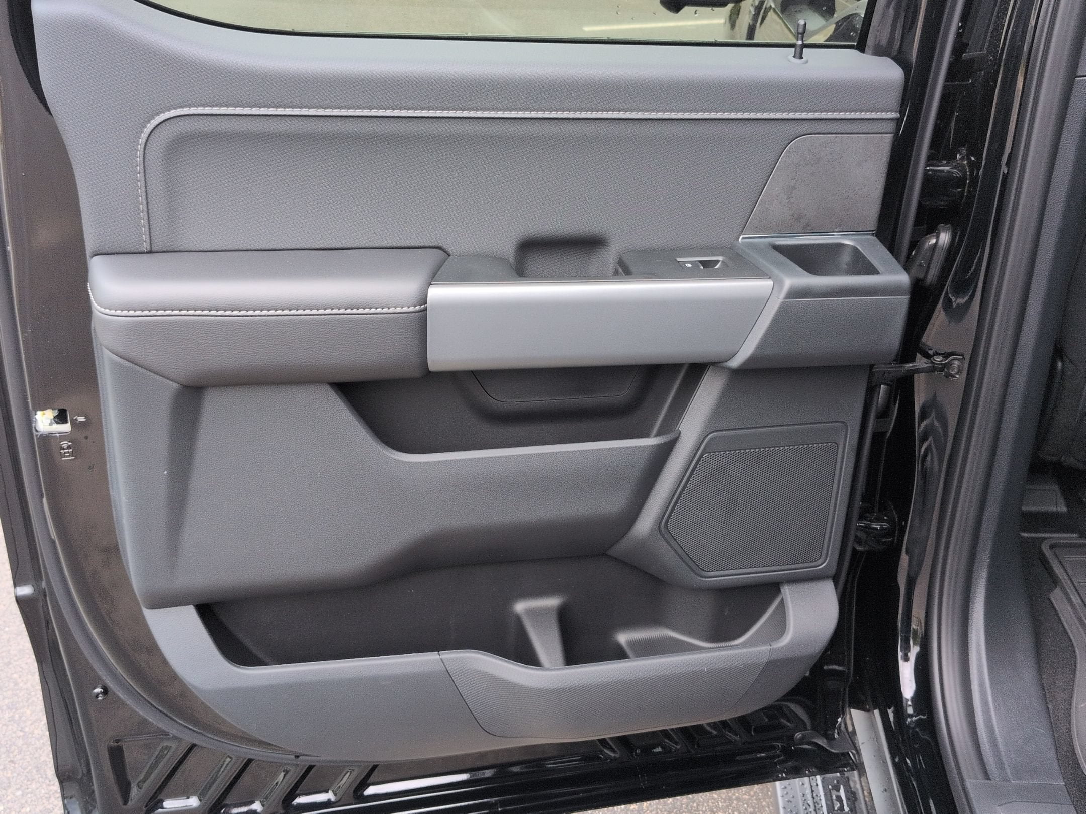 2026 Ford F-150 XLT - Photo 29
