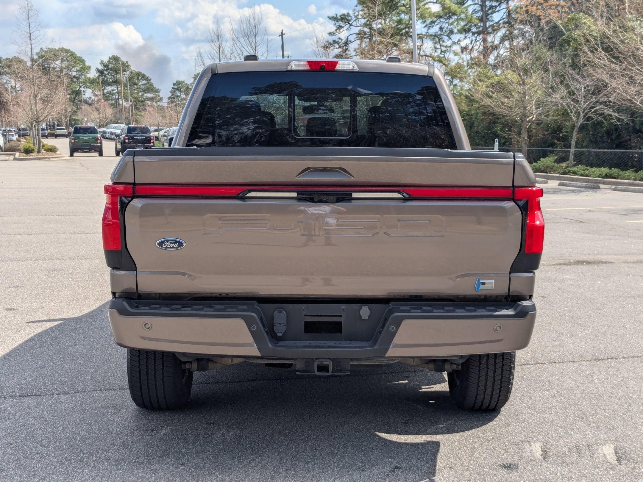 2023 Ford F-150 Lightning LARIAT