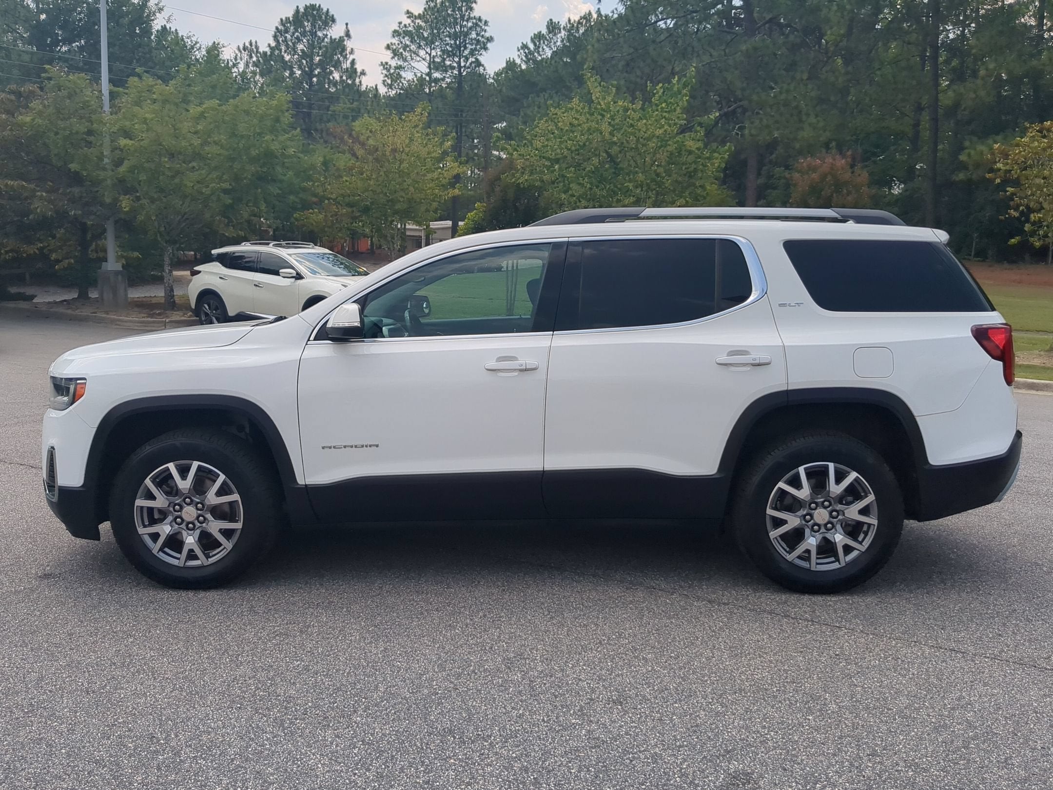 2020 GMC Acadia SLT