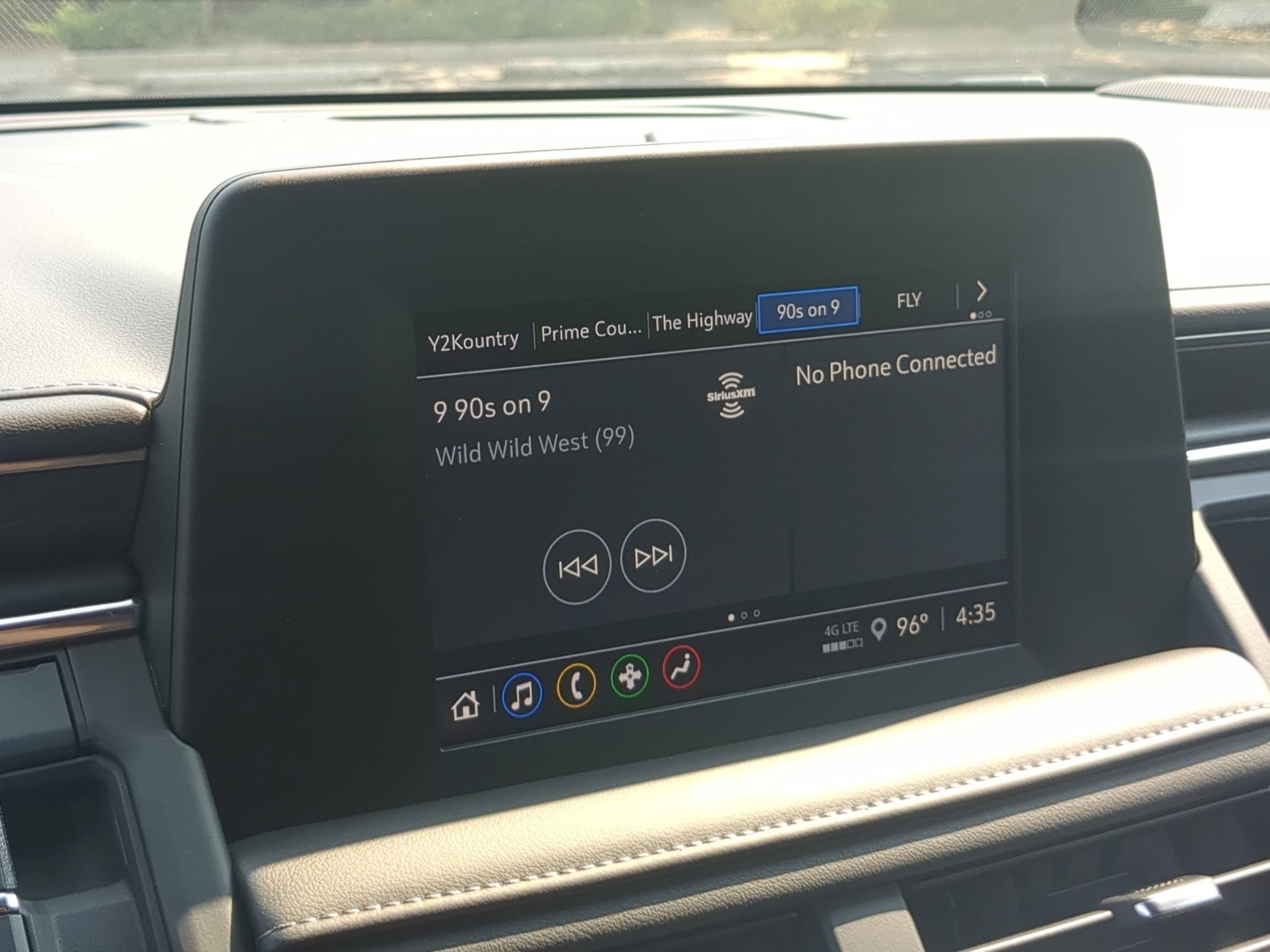 2022 Chevrolet Tahoe LS