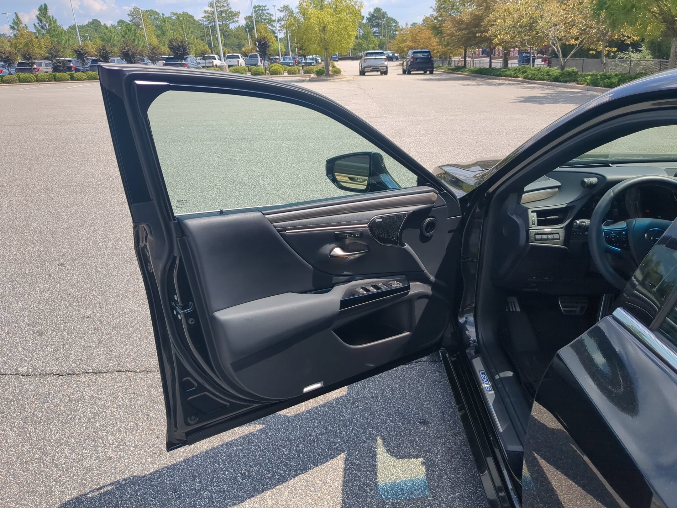 2024 Lexus ES ES 300h F SPORT Handling