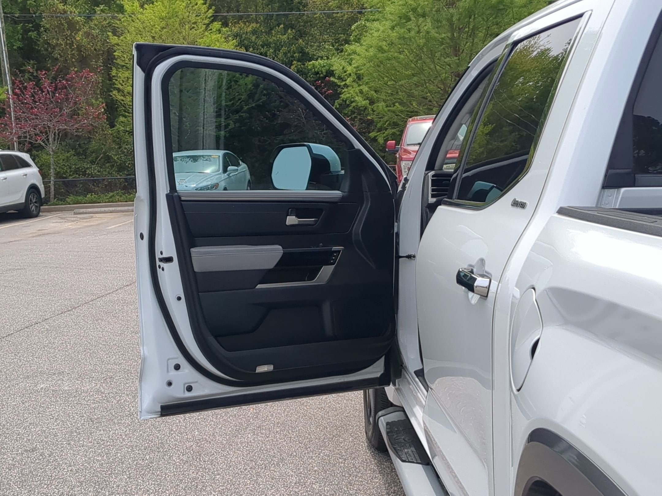 2023 Toyota Tundra 4WD Limited