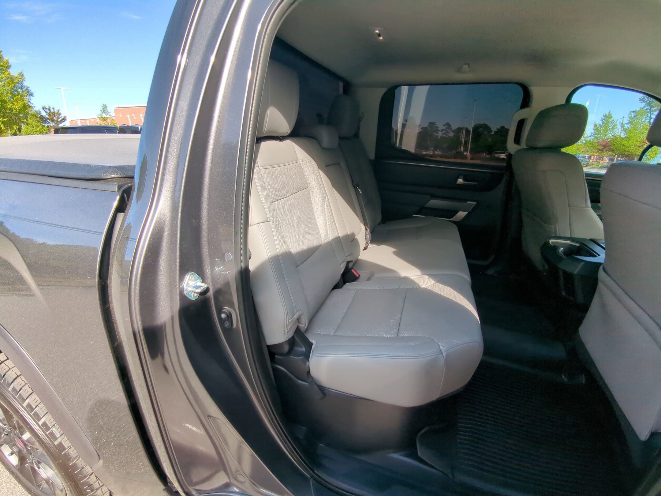 2024 Toyota Tundra 4WD SR5