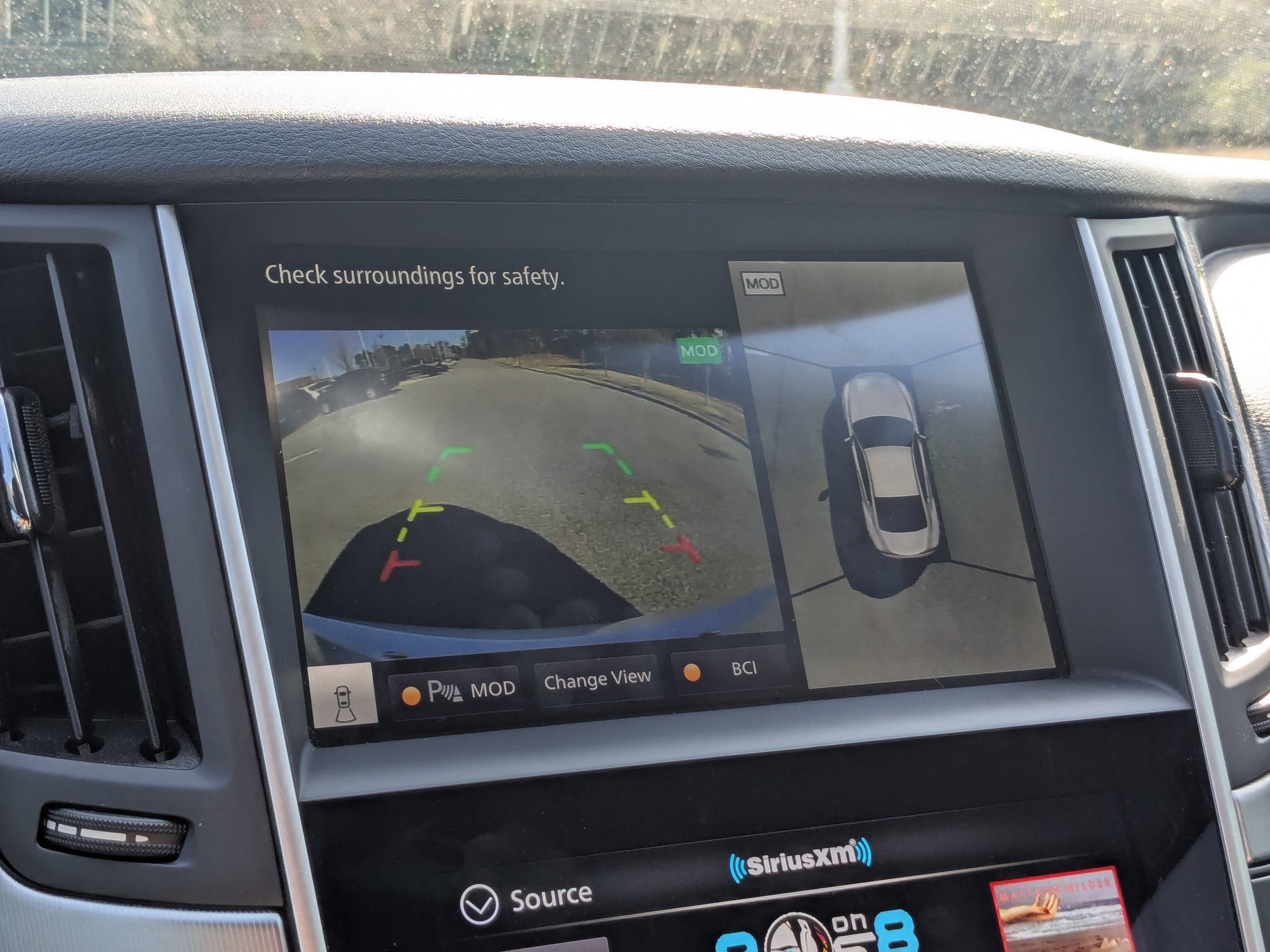 2022 INFINITI Q60 LUXE