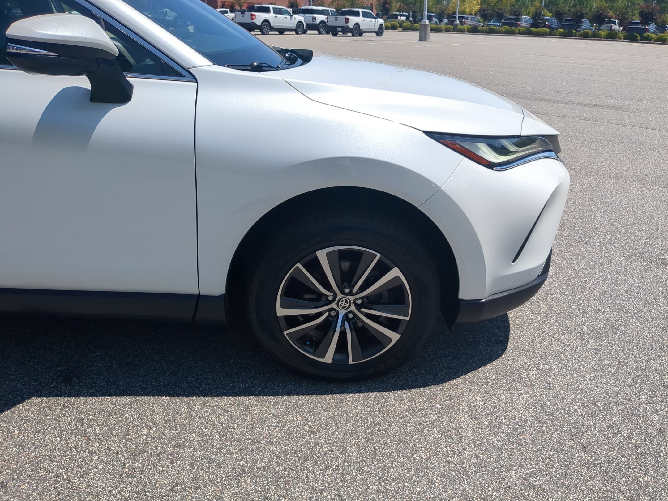 2023 Toyota Venza LE