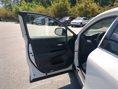 2023 Toyota Venza LE