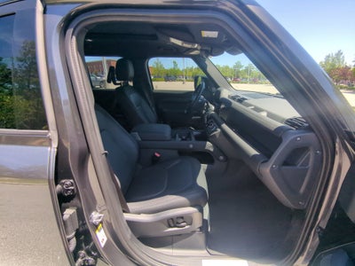 2024 Land Rover Defender X-Dynamic SE