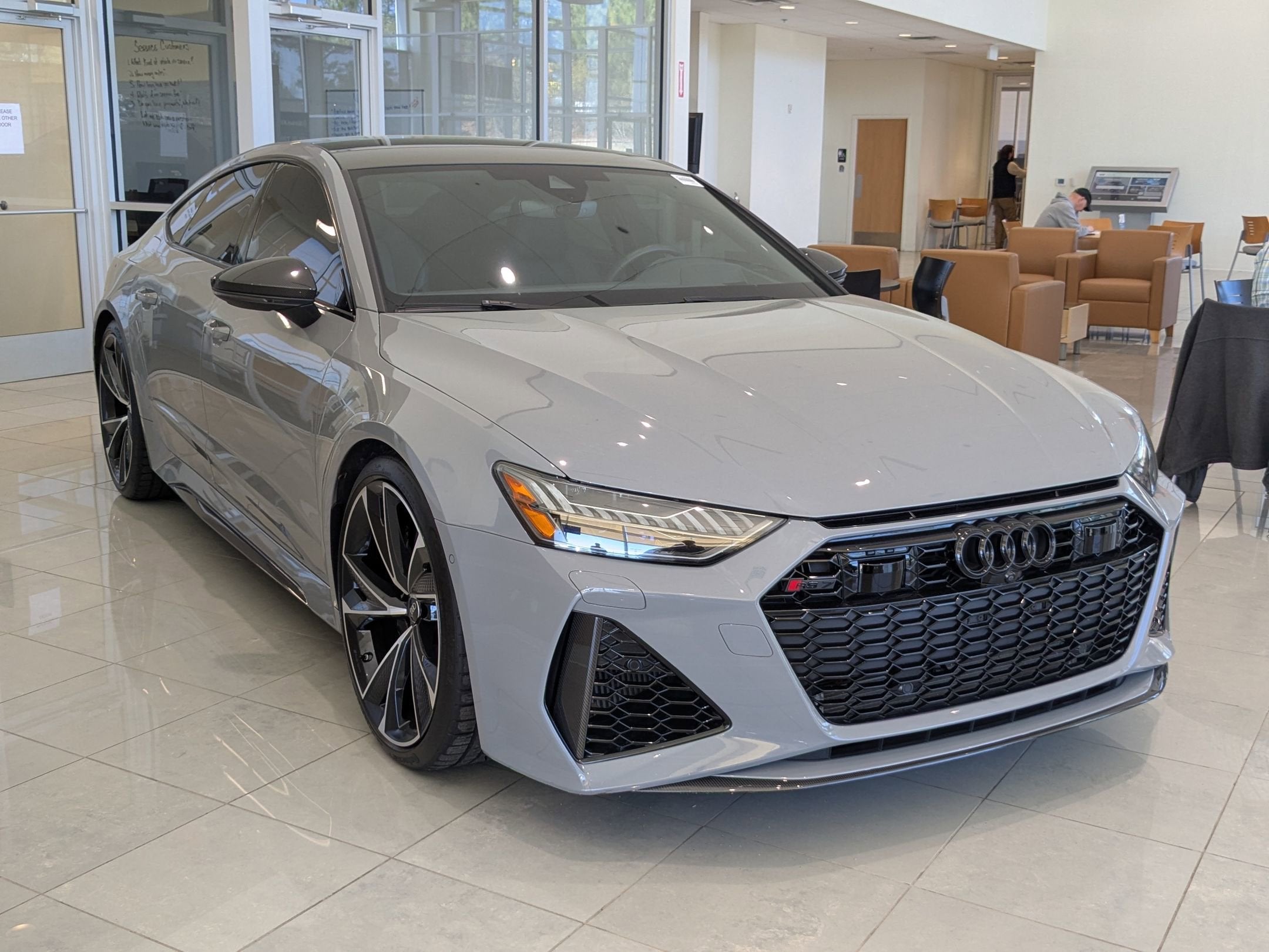 2023 Audi RS 7 4.0T