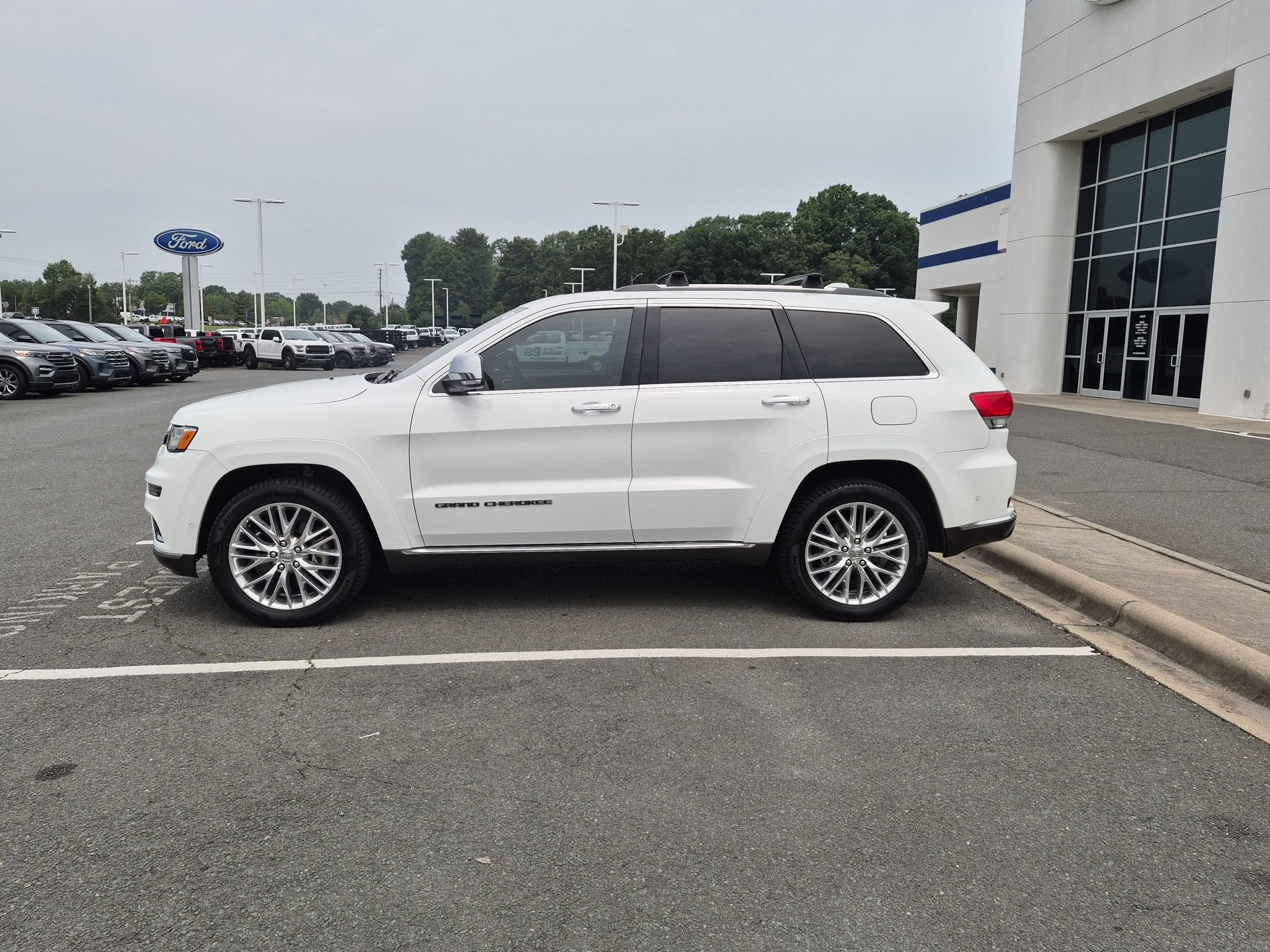 2017 Jeep Grand Cherokee Summit