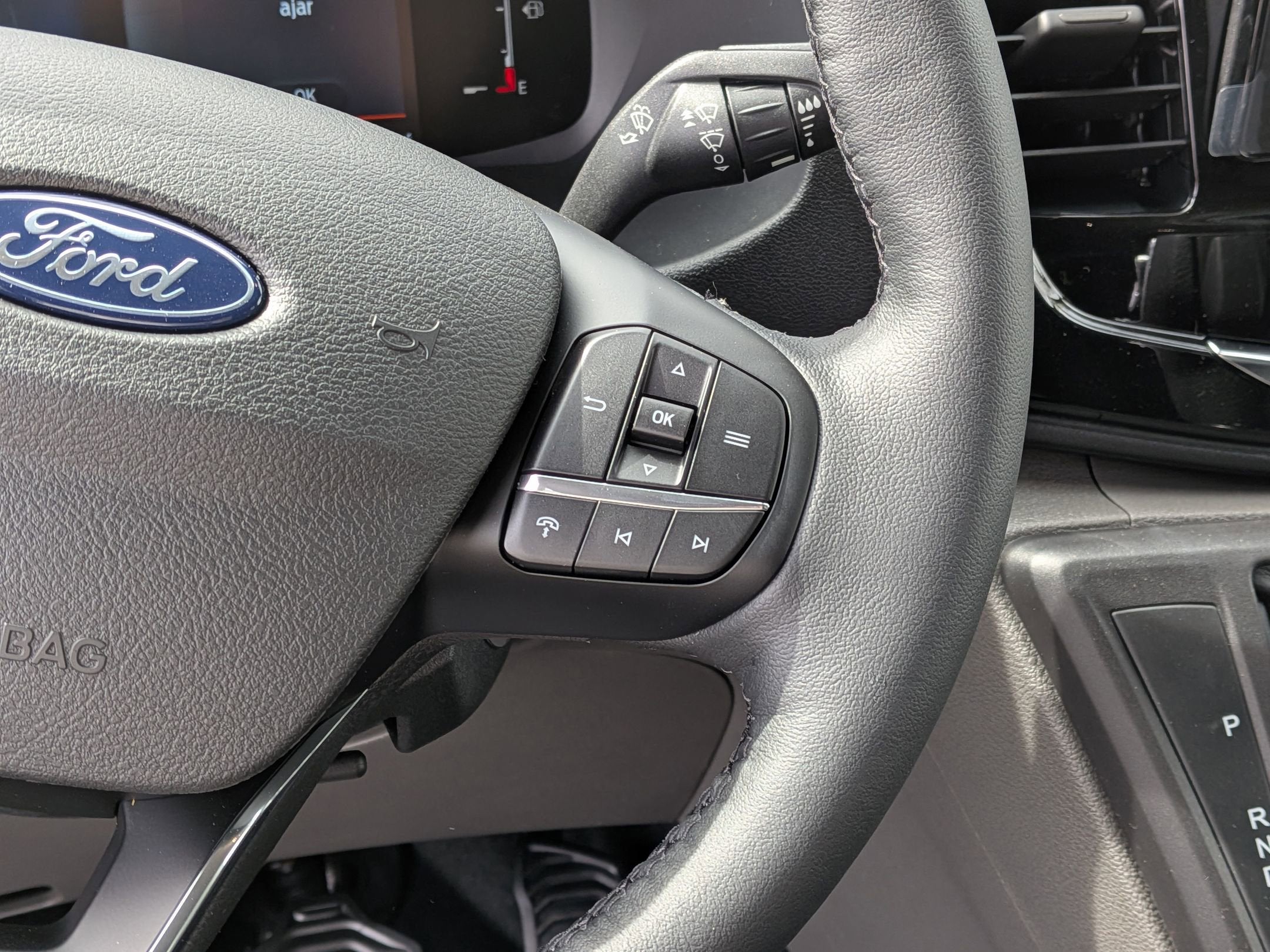 2026 Ford Transit Passenger Wagon XLT