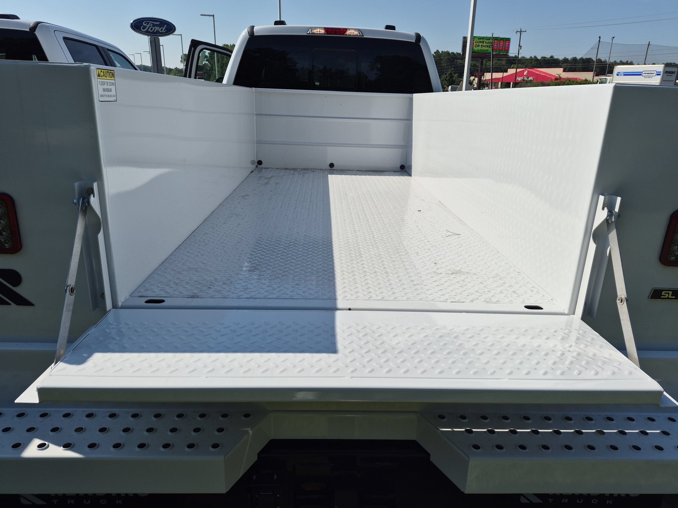 2026 Ford Super Duty F-450 DRW XL
