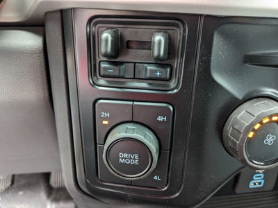 2025 Ford Super Duty F-550 DRW XL