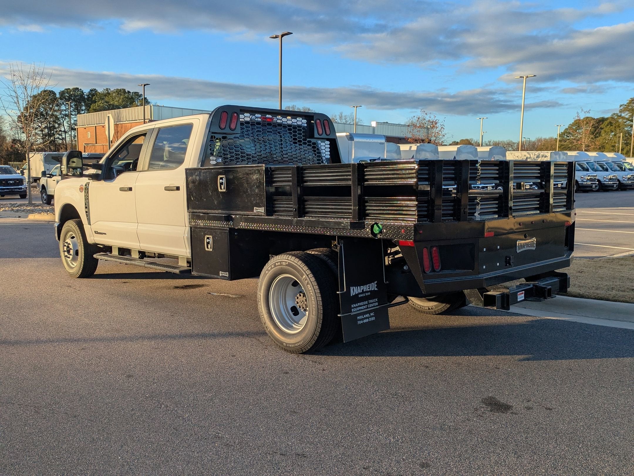 2026 Ford Super Duty F-350 DRW XL