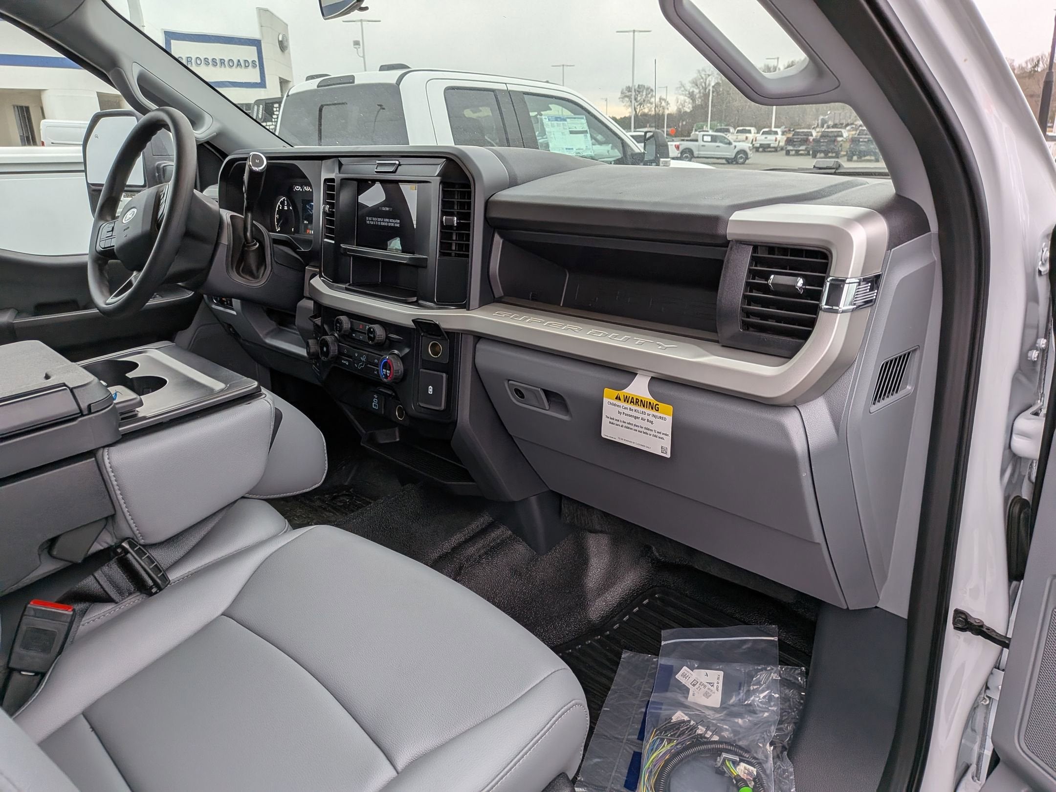 2025 Ford Super Duty F-350 SRW XL