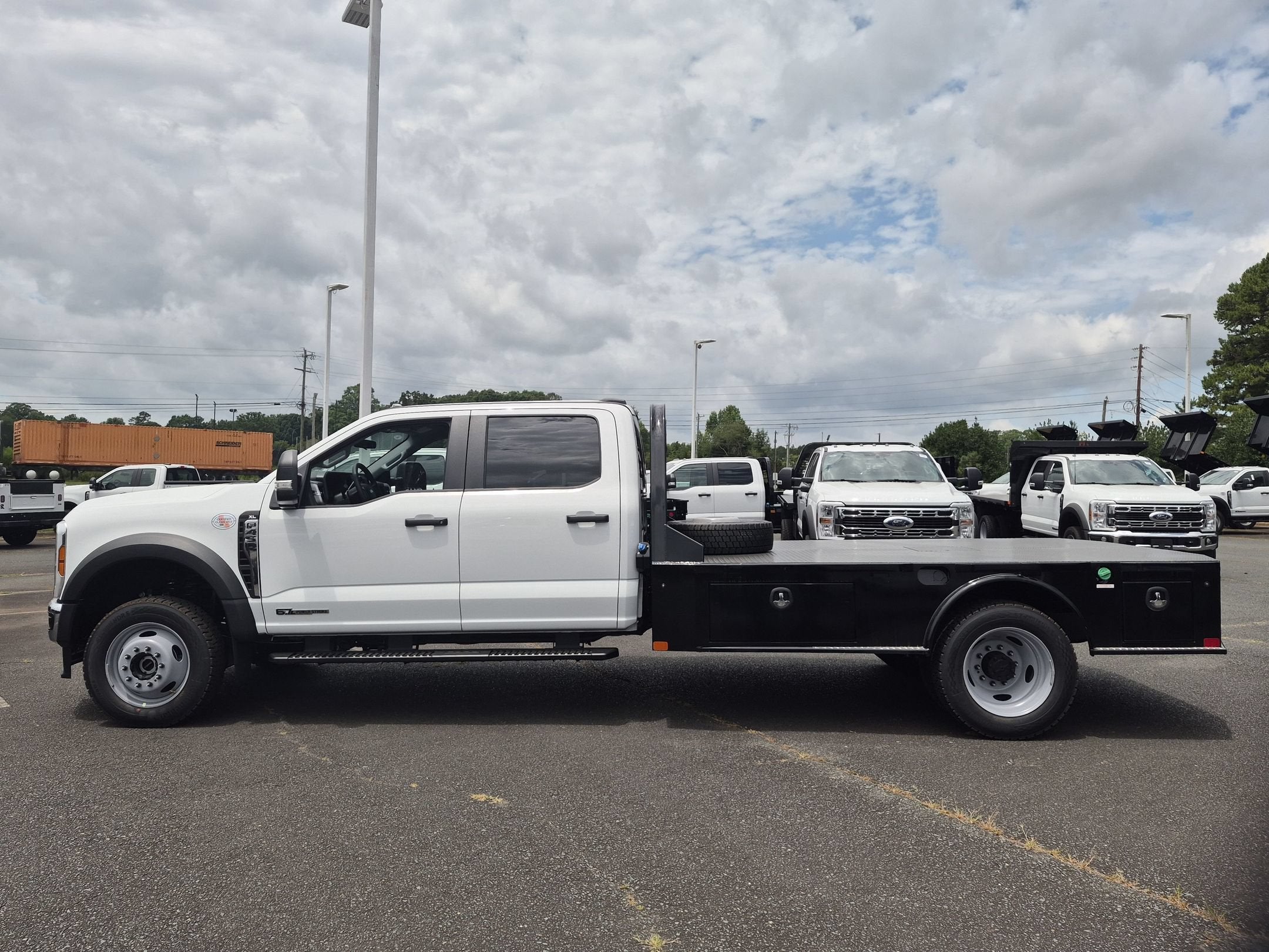2026 Ford Super Duty F-450 DRW XL