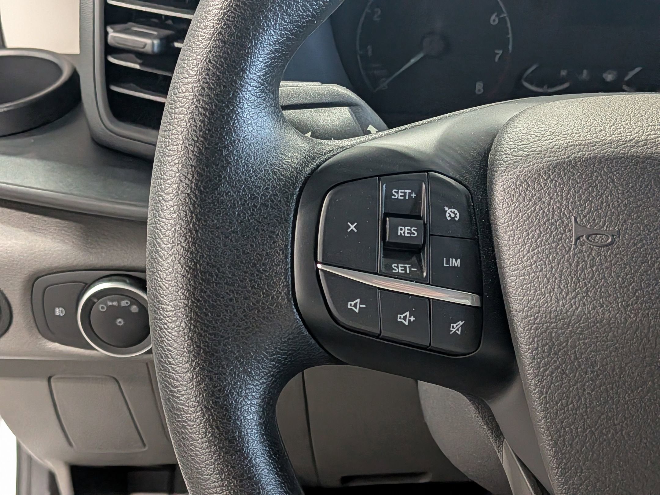 2025 Ford Transit Cutaway Base