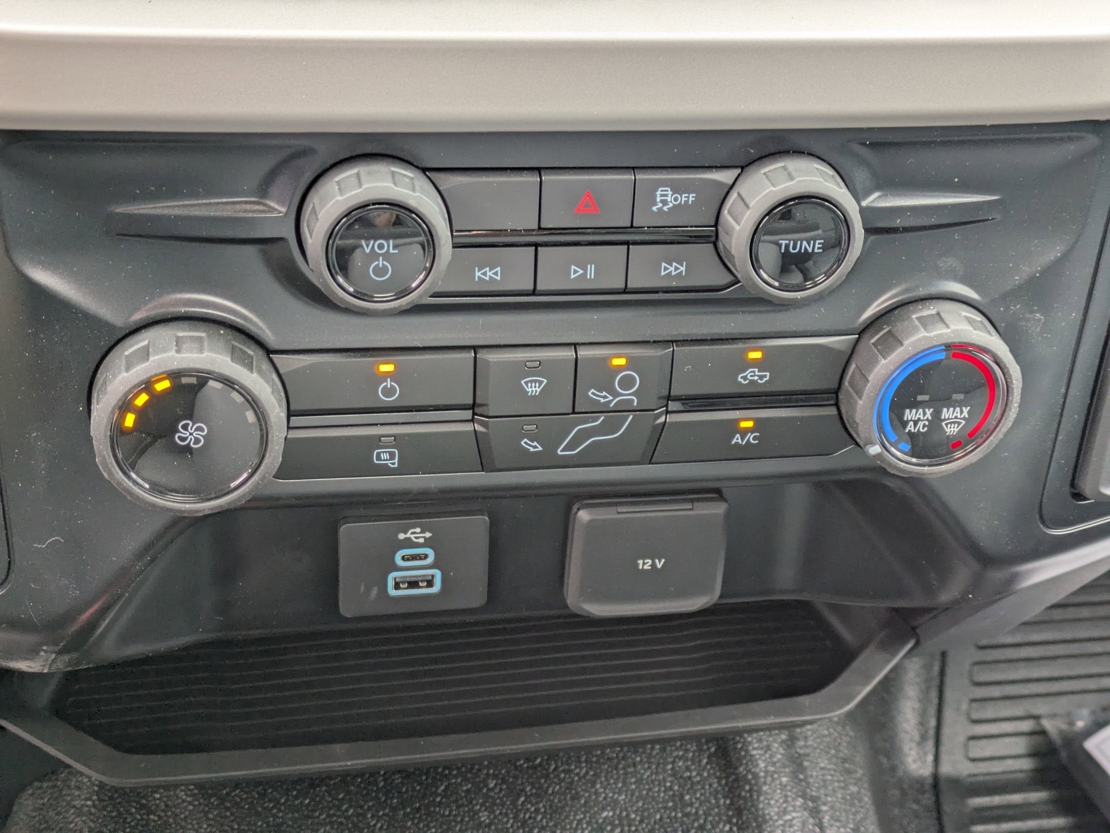 2026 Ford Super Duty F-550 DRW XL