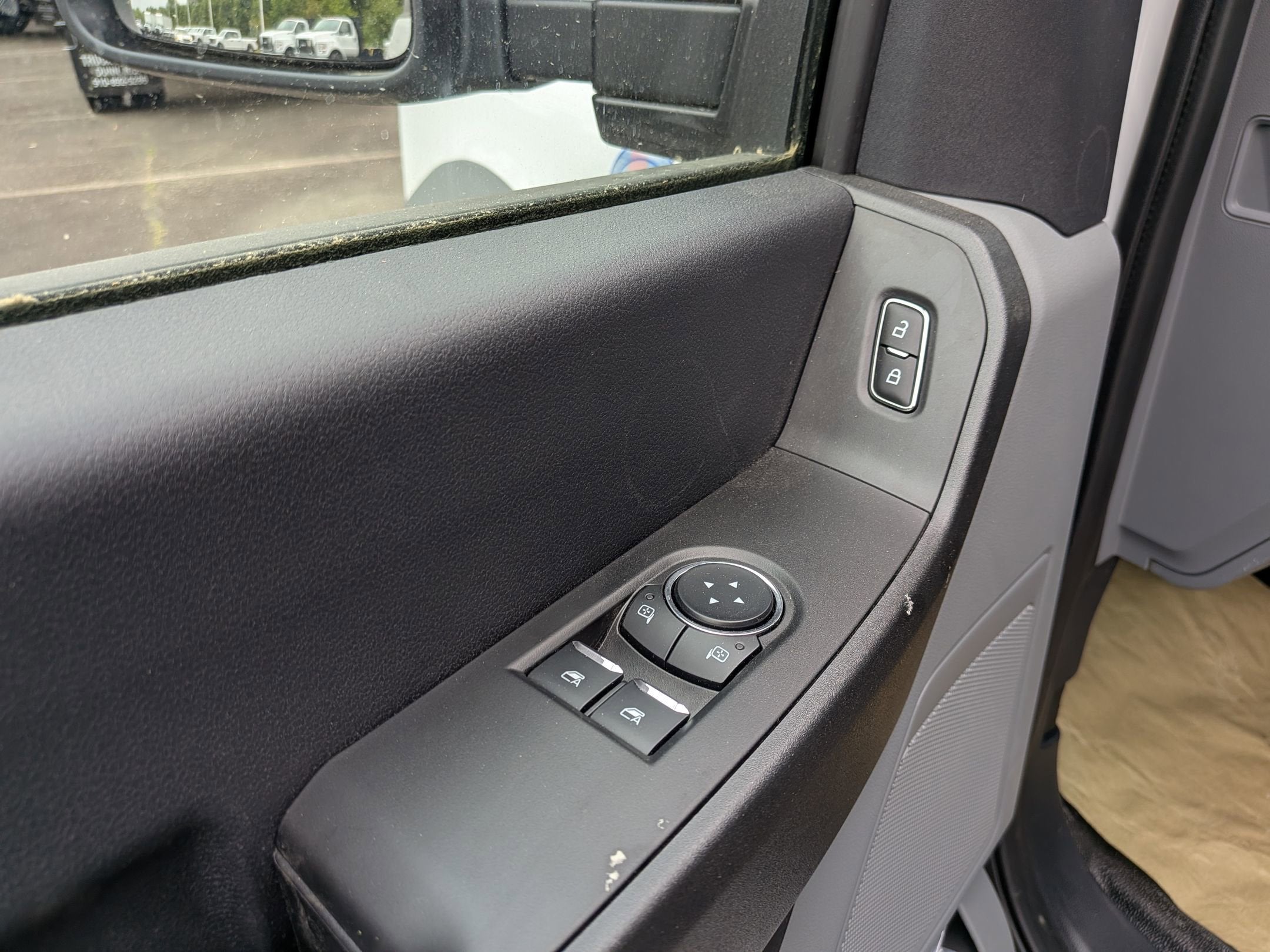 2026 Ford Super Duty F-550 DRW XL
