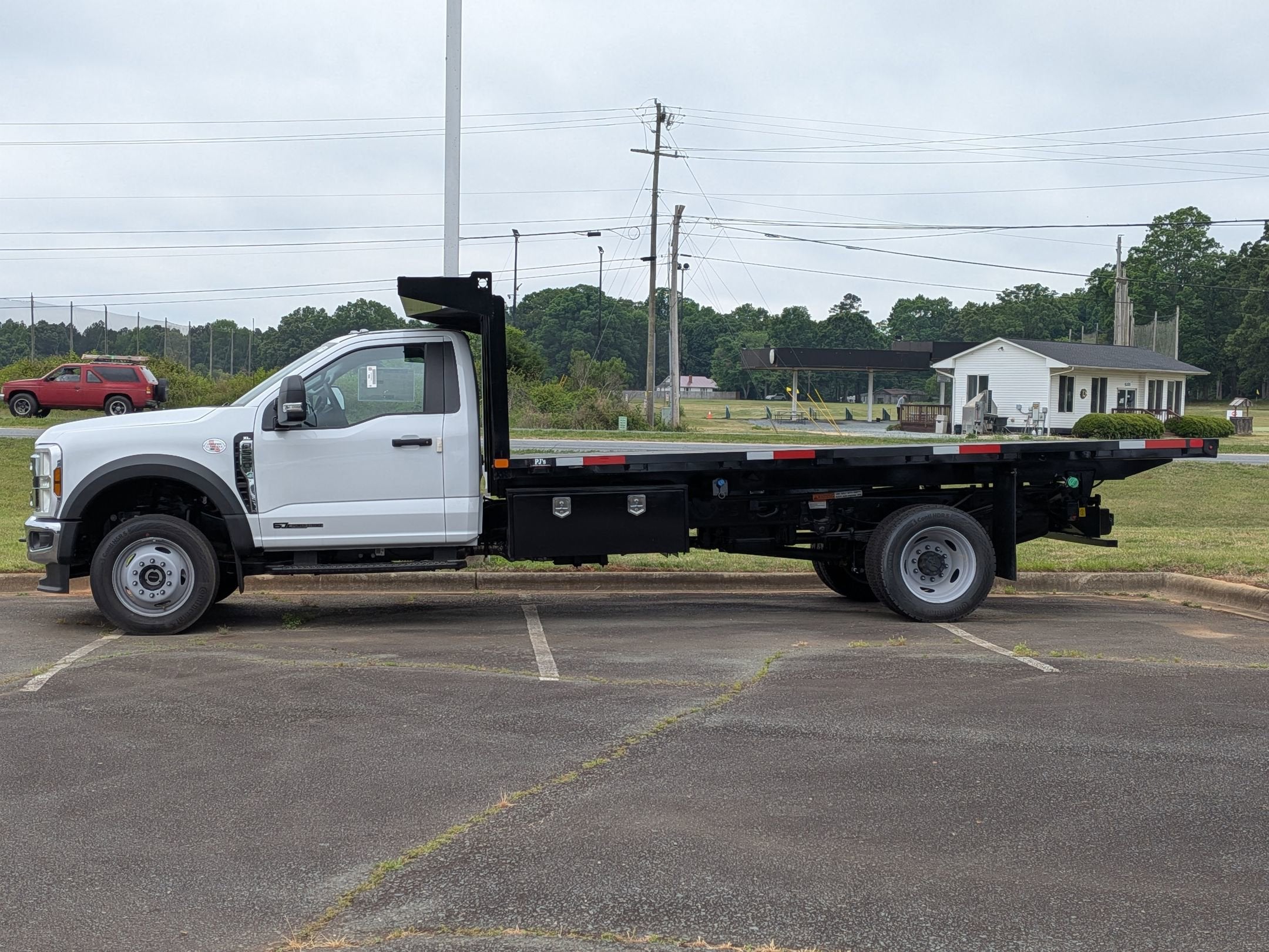2026 Ford Super Duty F-550 DRW XL