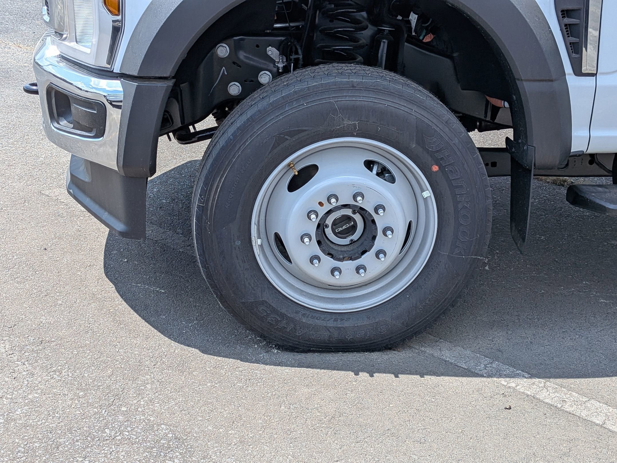 2025 Ford Super Duty F-600 DRW XL