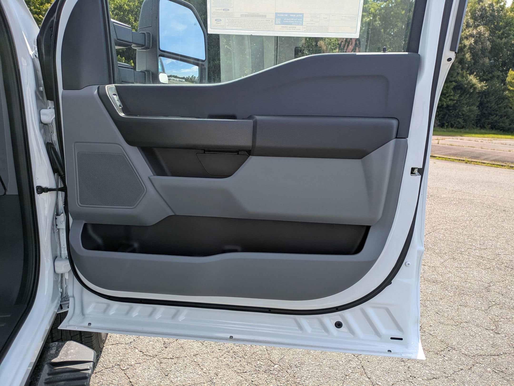 2025 Ford Super Duty F-350 SRW XL