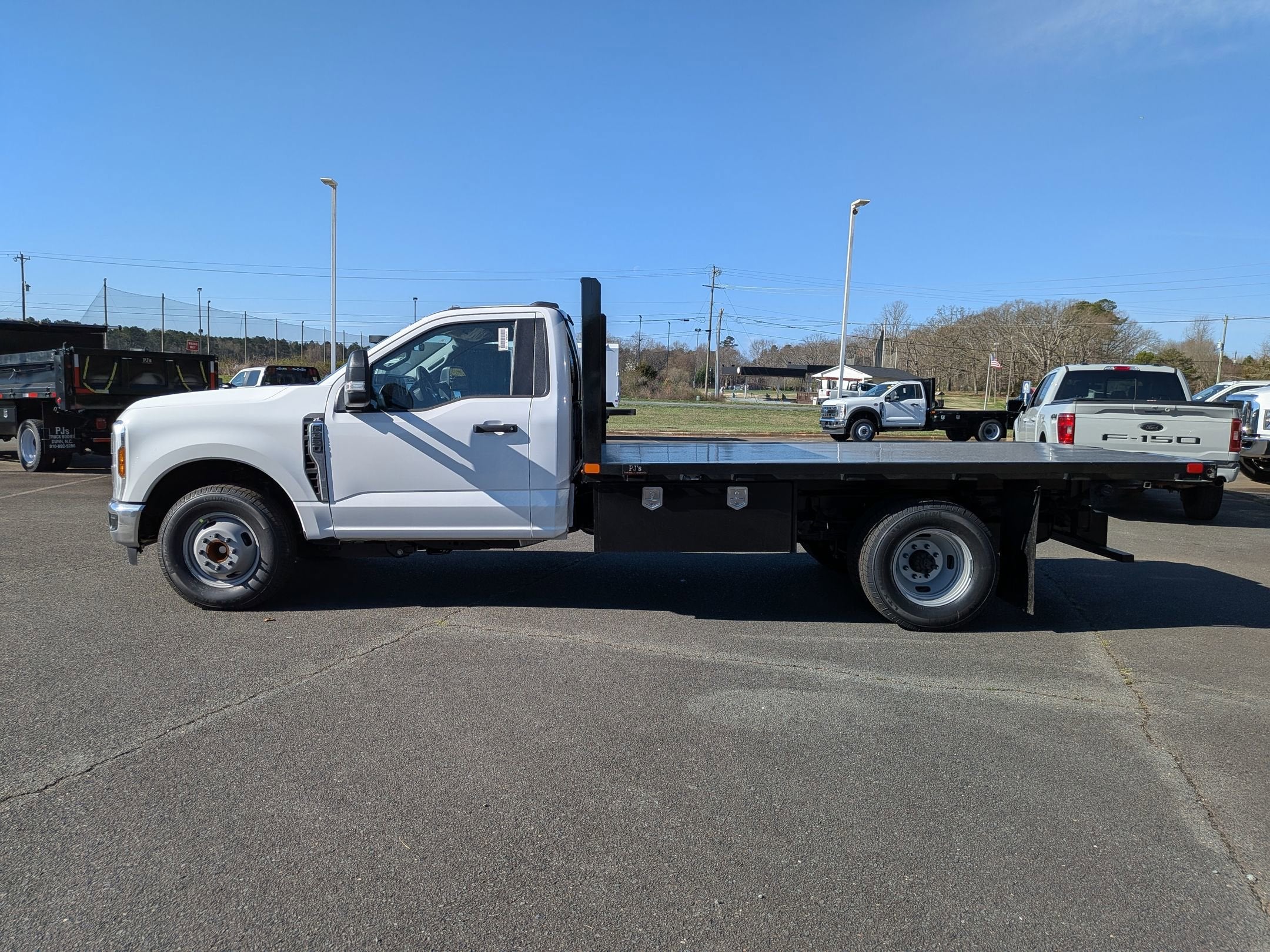2026 Ford Super Duty F-350 DRW XL