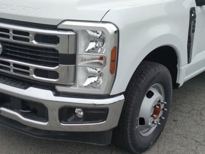 2026 Ford Super Duty F-350 DRW XL